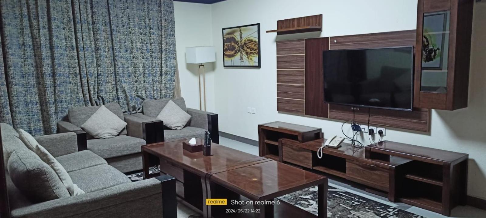 Niyaf Hotel Appartments Khamis Mushait Bagian luar foto