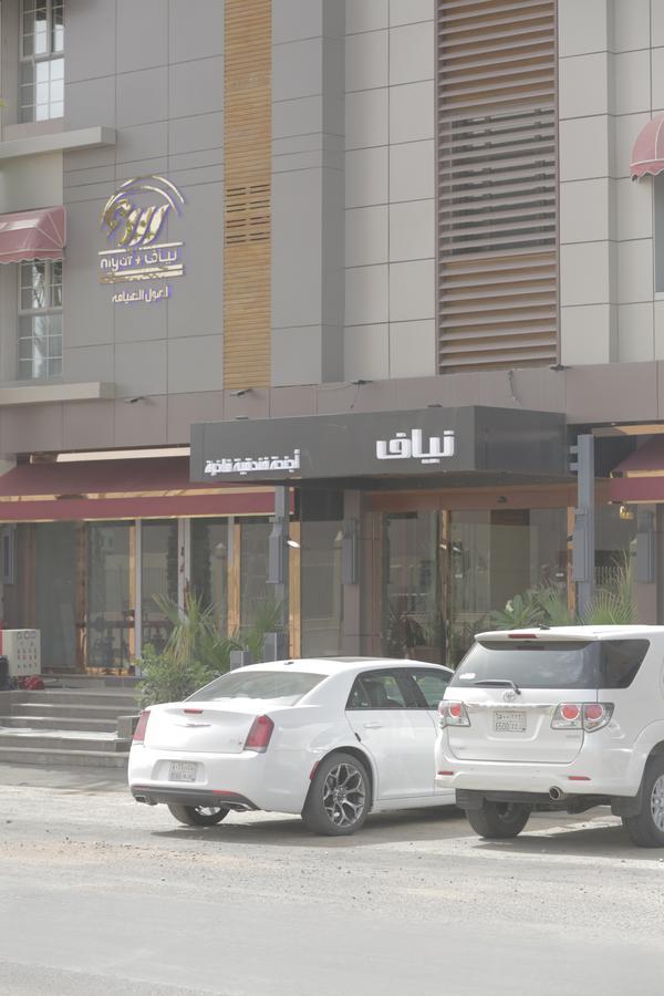 Niyaf Hotel Appartments Khamis Mushait Bagian luar foto