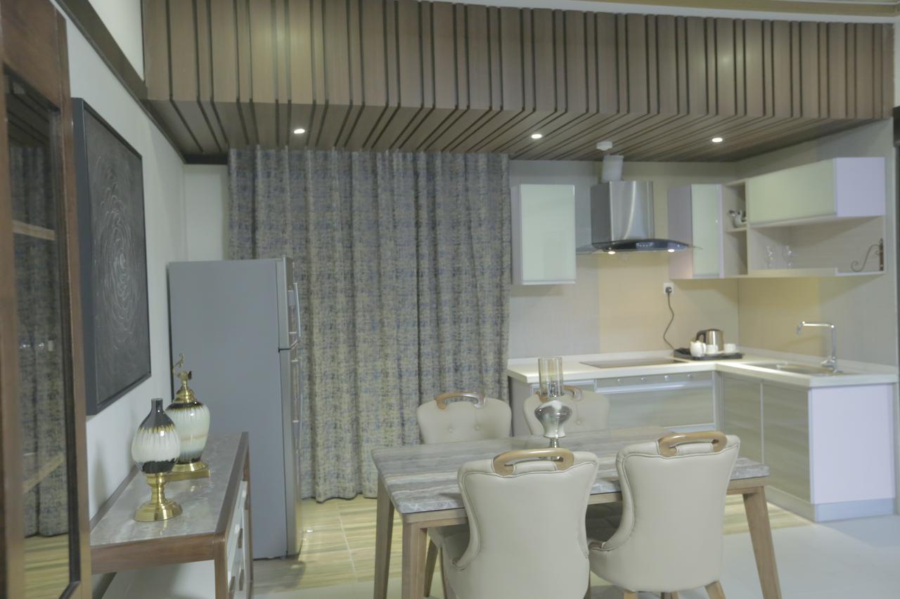 Niyaf Hotel Appartments Khamis Mushait Bagian luar foto